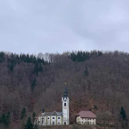 Na Dolini Kropa