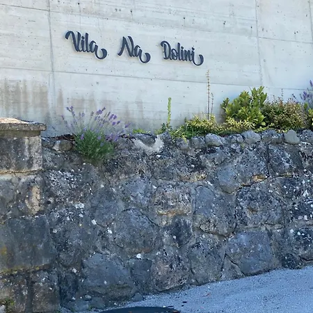 Na Dolini Semesterbostad